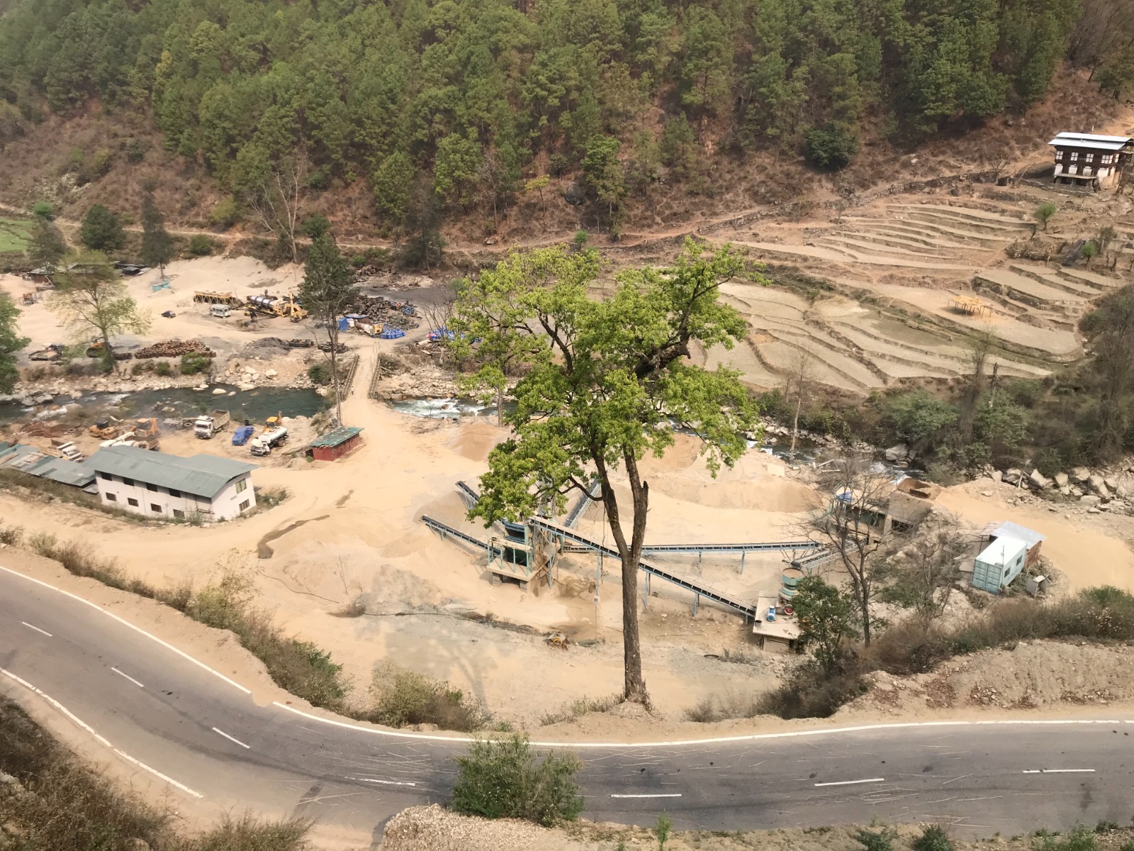 stone crushing unit